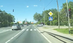 Проезд перекрестка на красный сигнал