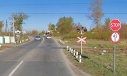 Знак Stop перед жд