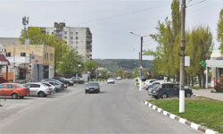 Место с обоих сторон