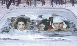 Семейство в салоне