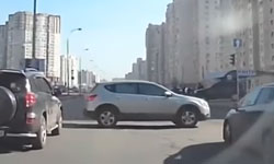 Сбоку на желтый